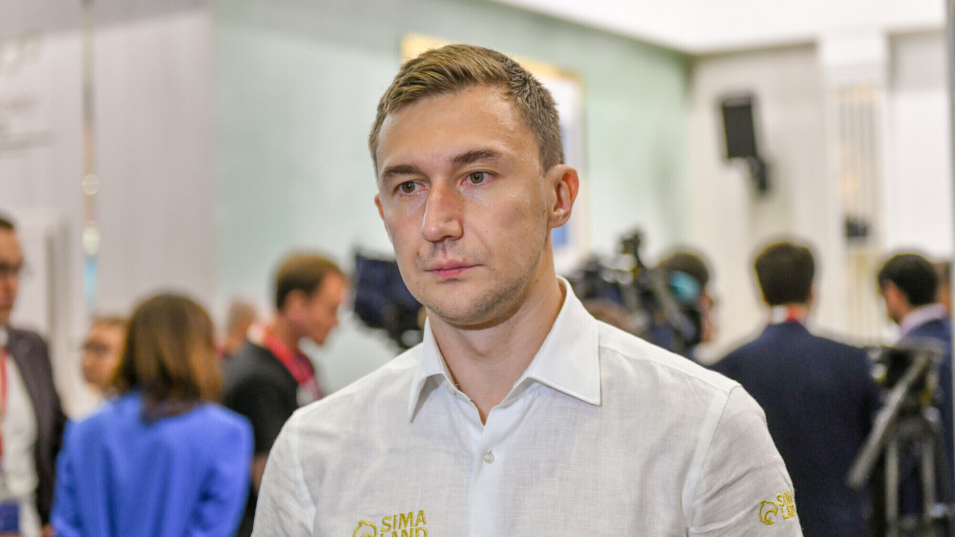 В FIDE объяснили включение и последующее исключение Карякина из рейтинга организации В FIDE объяснили включение и последующее исключение Карякина из рейтинга организации