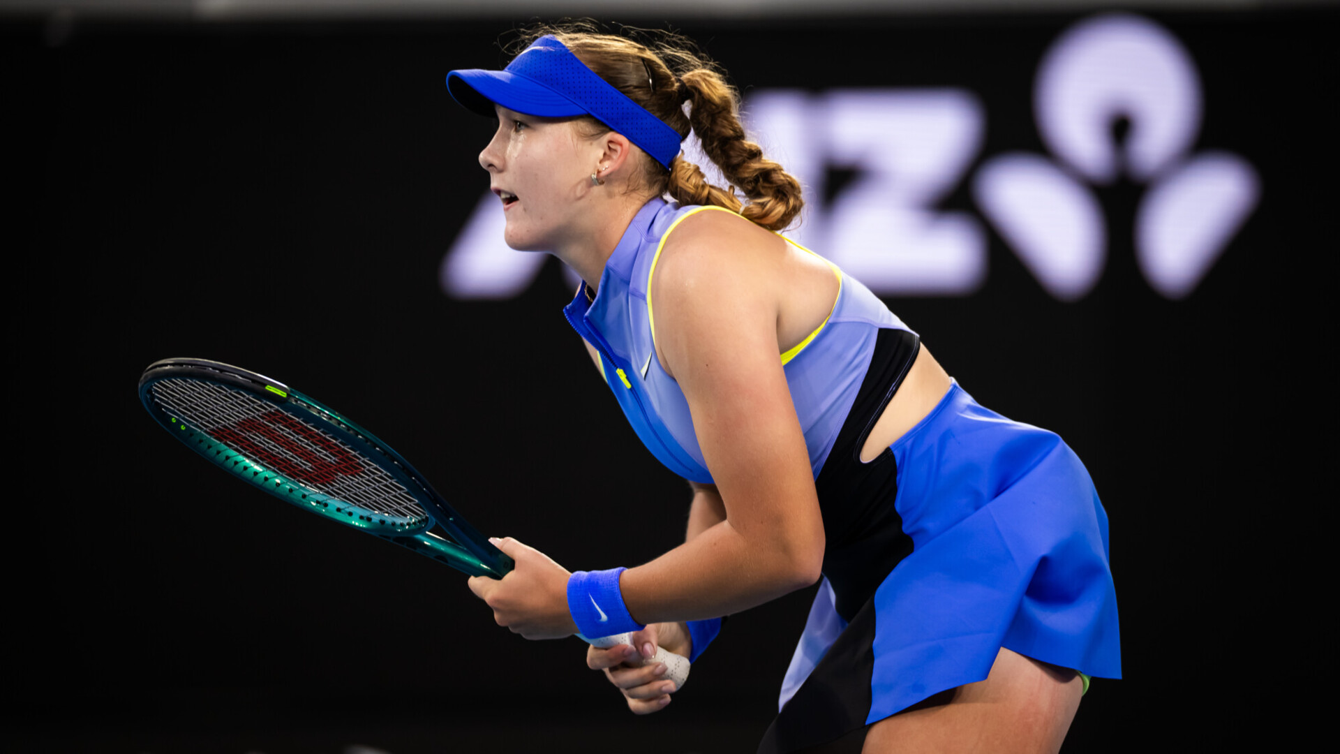 Мирру Андрееву обвинили в нецензурном оскорблении болельщиков на Australian Open