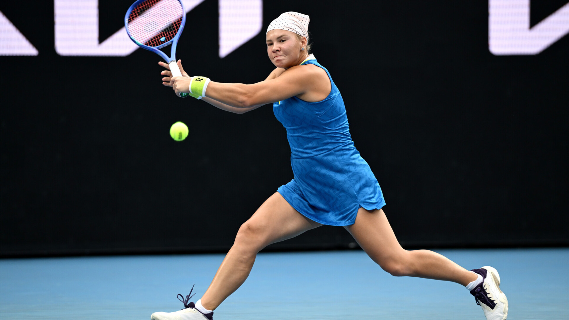 Шнайдер одержала волевую победу над Гибсон и вышла в третий круг Australian Open
