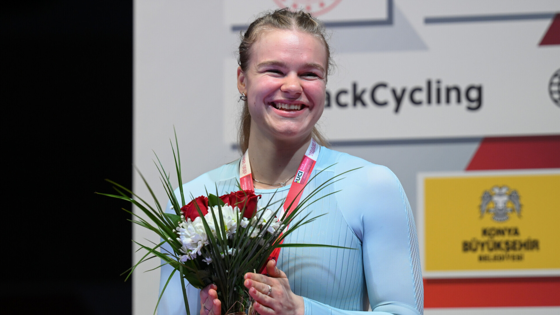Россиянка Лысенко завоевала золото чемпионата Европы по велоспорту на треке в кейрине