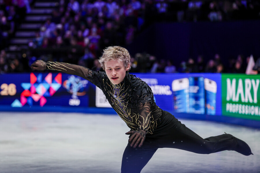 Вот так бы на Олимпиаде! Русский фигурист разгромил всех на чемпионате мира
