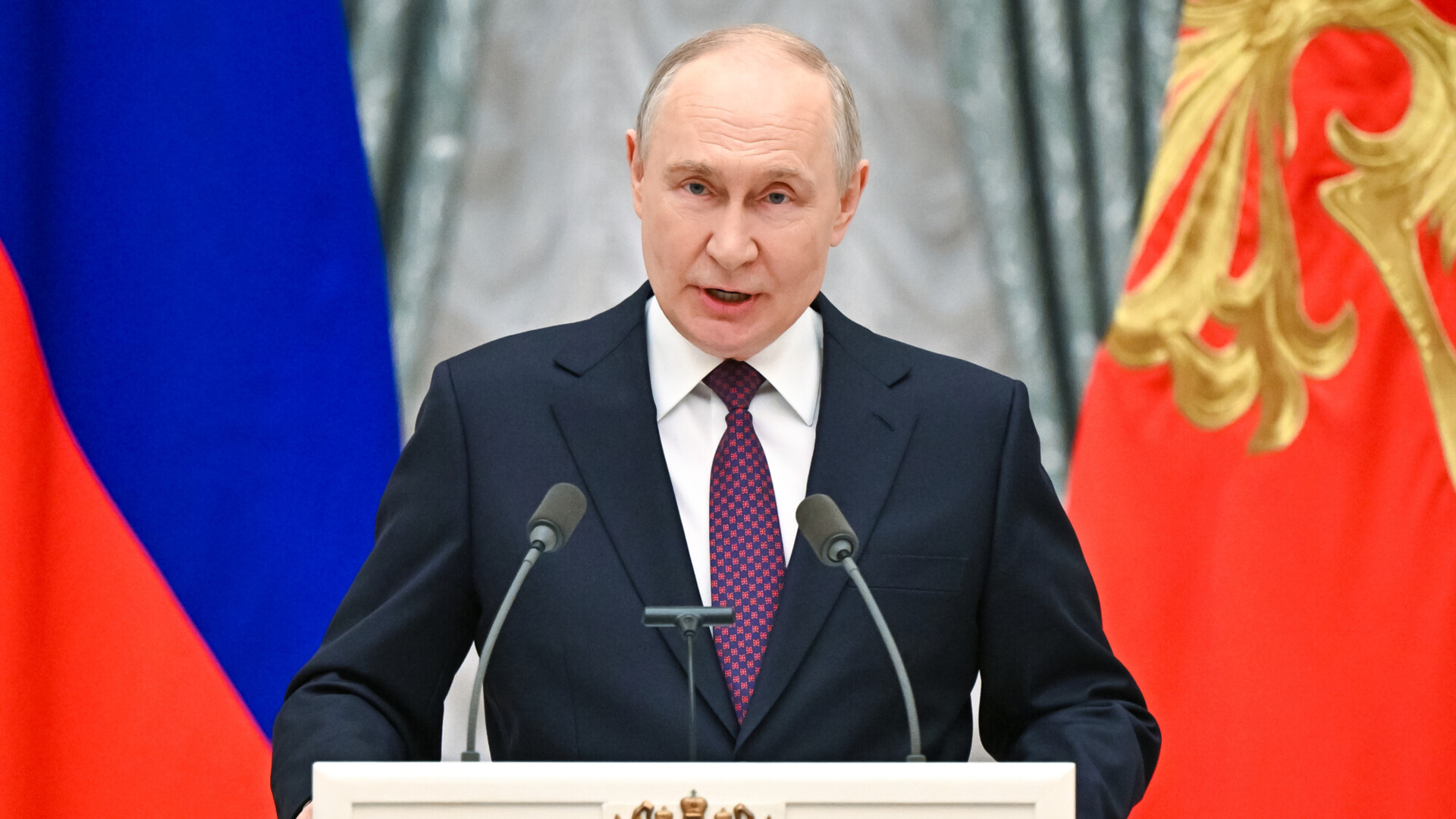 Путин поприветствовал участников юношеского турнира по самбо «Победа» Путин поприветствовал участников юношеского турнира по самбо «Победа»