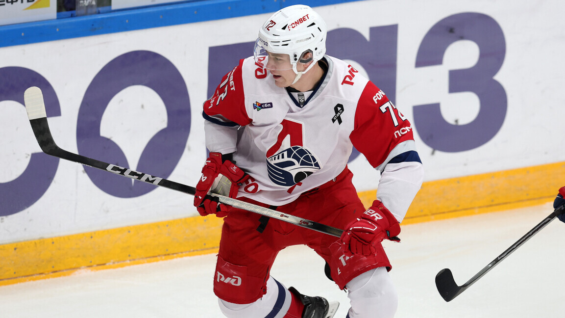 Хоккеист &laquo;Локомотива&raquo; Березкин: &laquo;Серии с &laquo;Авангардом&raquo; за пределами фантастики, у них очень хорошая команда, но мы — семья&raquo;