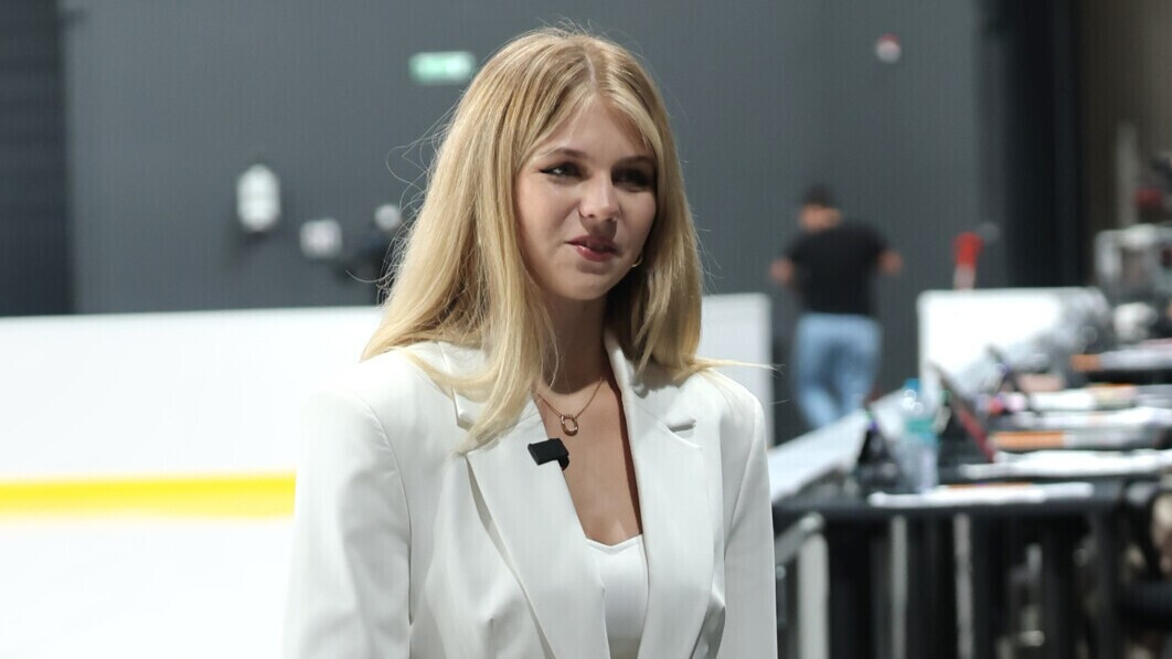 Фигуристка Игнатова: «Вышла в полноценный тренировочный режим, у меня снова две тренировки на льду и ОФП ежедневно» Фигуристка Игнатова: «Вышла в полноценный тренировочный режим, у меня снова две тренировки на льду и ОФП ежедневно»