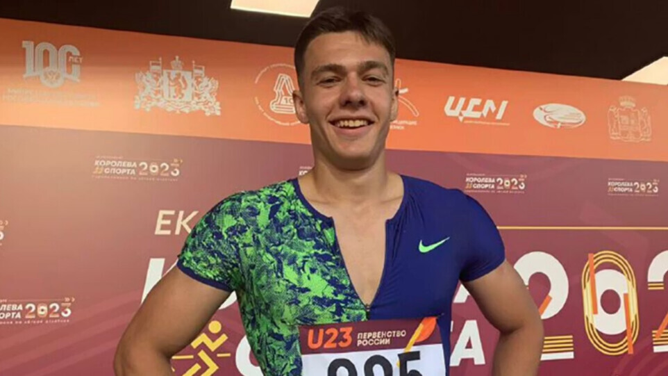 Чемпион России Константин Крылов одержал победу на дистанции 60 м в рамках забегов на Никольской улице