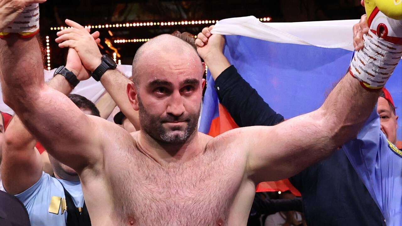 Россиянин Гассиев стал полноценным чемпионом мира по версии WBA в тяжелом весе