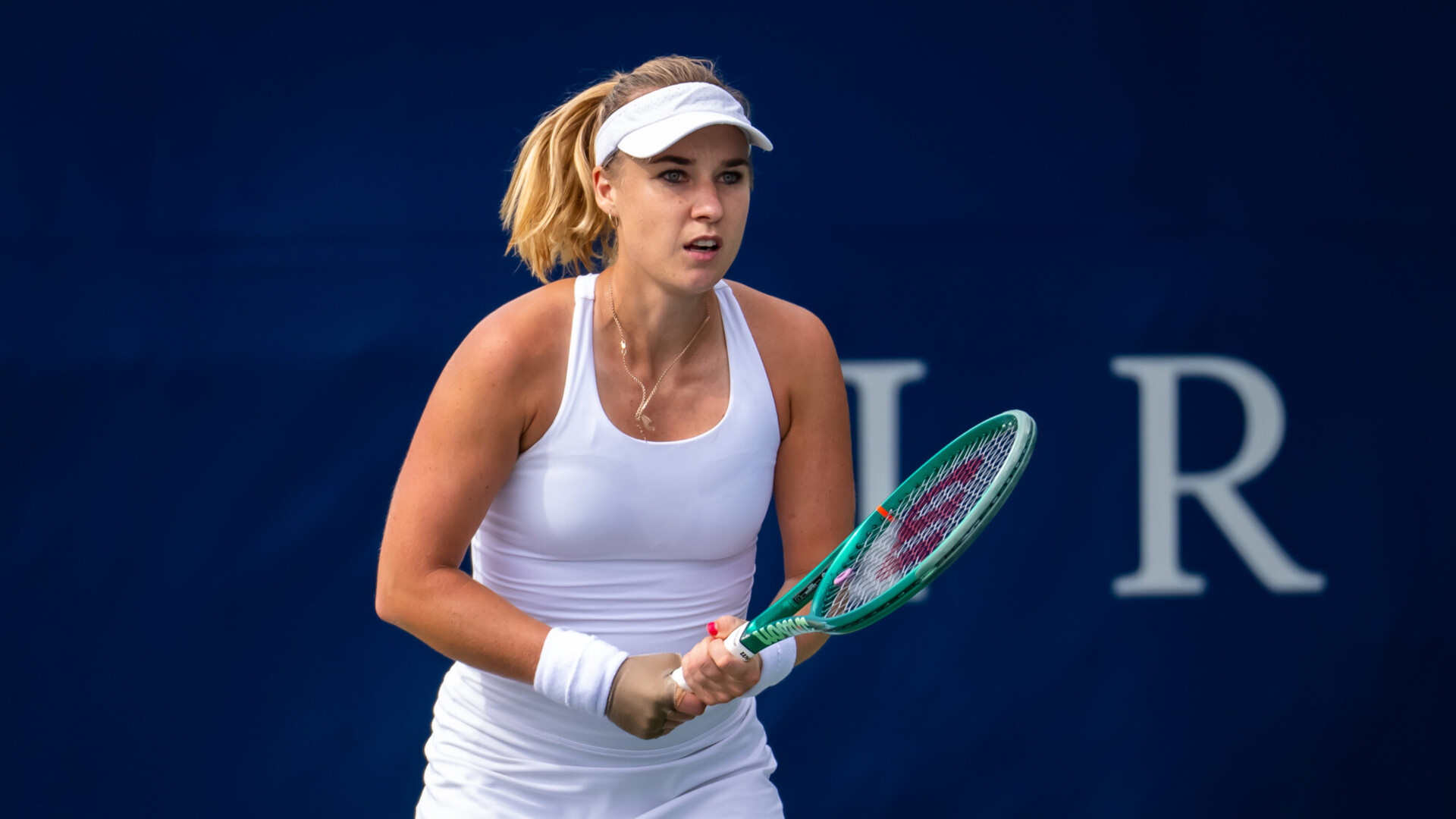 Блинкова победила Салкову в квалификации теннисного турнира в Цинциннати Блинкова победила Салкову в квалификации теннисного турнира в Цинциннати