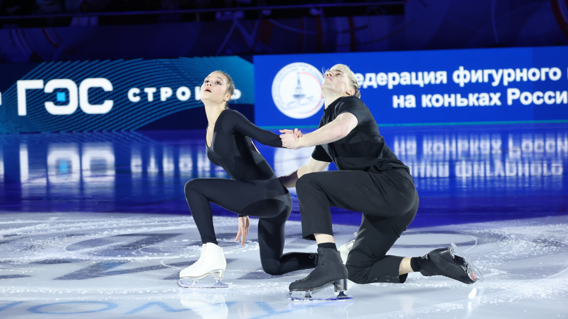 Фигуристы Чикмарева и Янченков получат нейтральный статус Фигуристы Чикмарева и Янченков получат нейтральный статус
