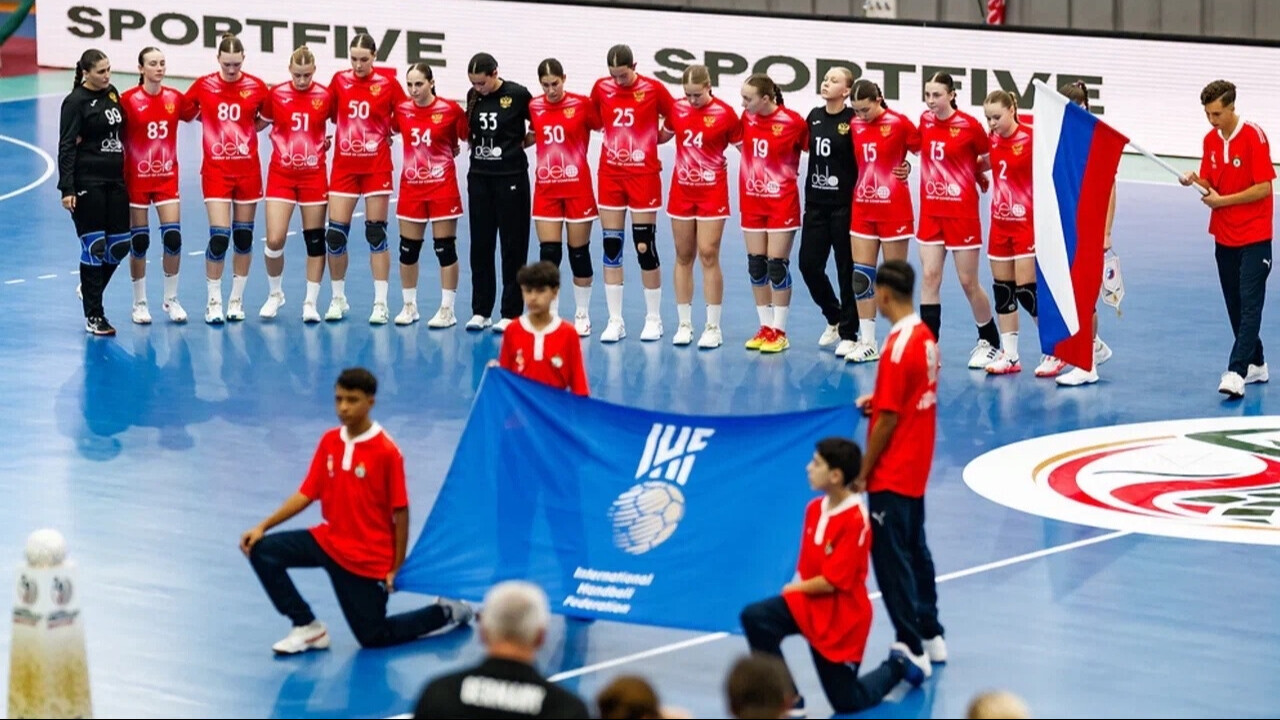 Сборная России осталась без финала чемпионата мира. Большое преимущество растаяло за минуты Сборная России осталась без финала чемпионата мира. Большое преимущество растаяло за минуты
